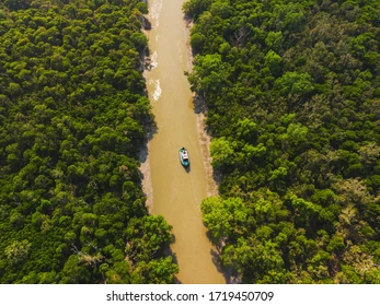 ক্যানেল ক্রুজিং